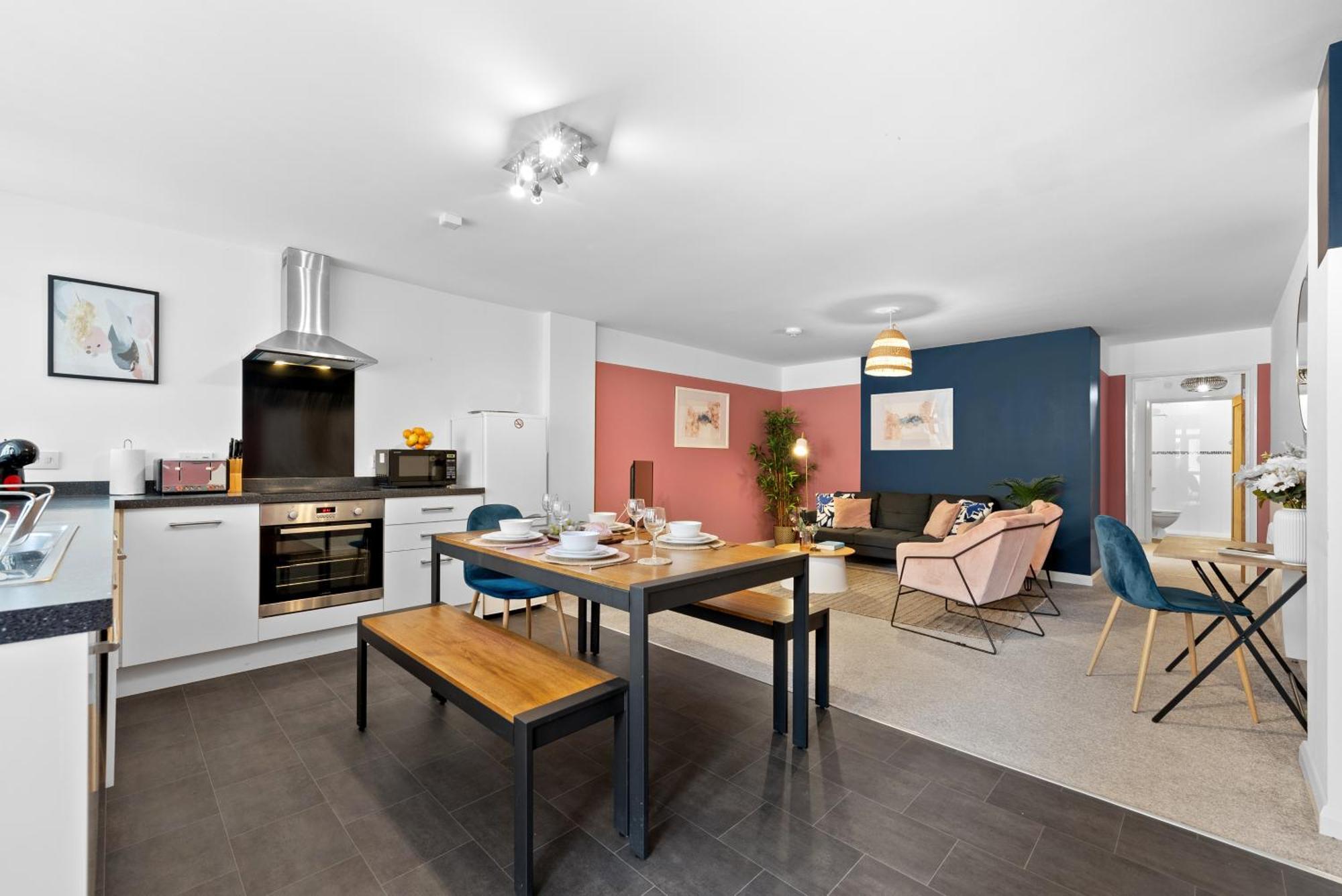 Glevum Lodge - 2 Bedroom Town Centre Apartment Cirencester Exterior foto